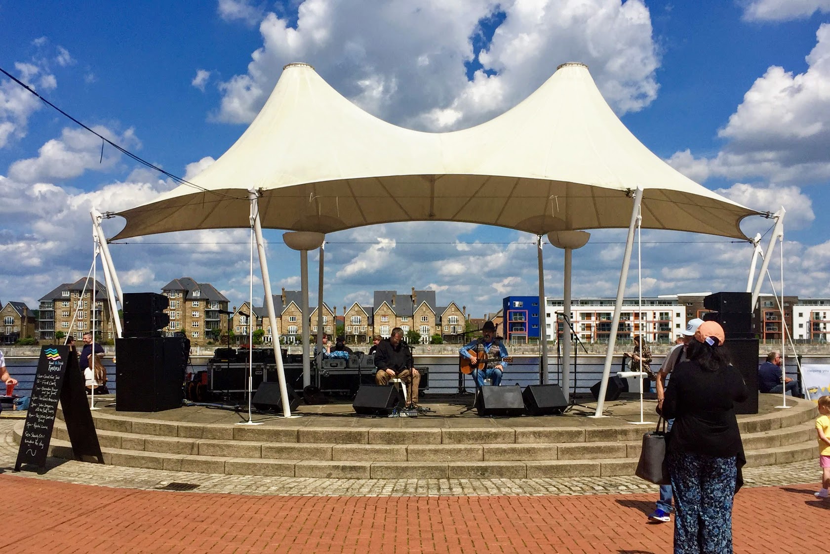 Chatham Maritime Food & Drink Festival, Kent ScribbleStu